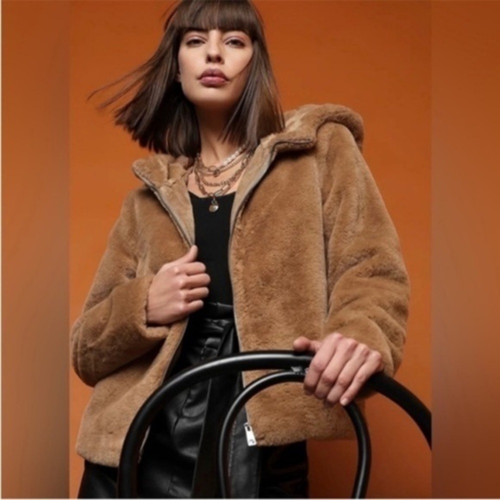Zara Golden Brown Faux Fur Teddy With A Hoodie w/ A Slight Cropped Design
